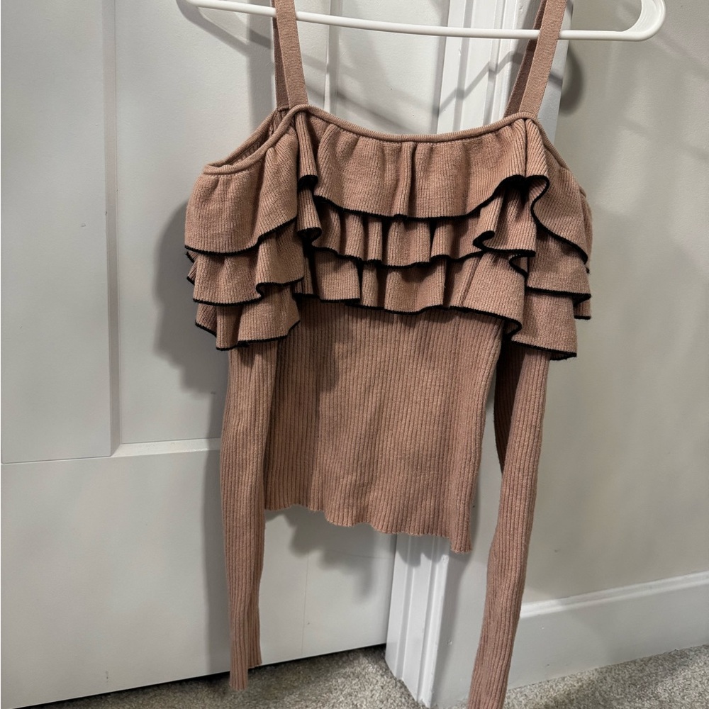 Forever 21 Pink Ruffled off shoulders  Blouse - Picture 2 of 4